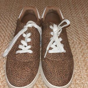 Old navy brown leopard print sneakers